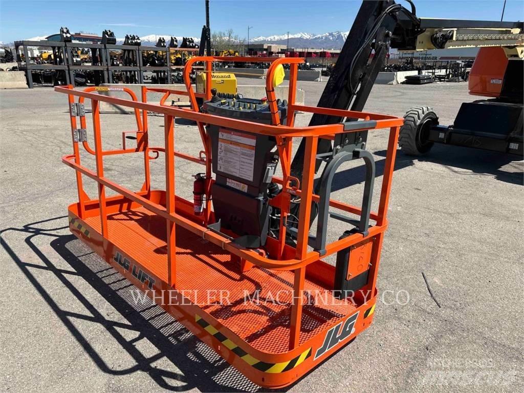 JLG 460SJ SP Karos emelők
