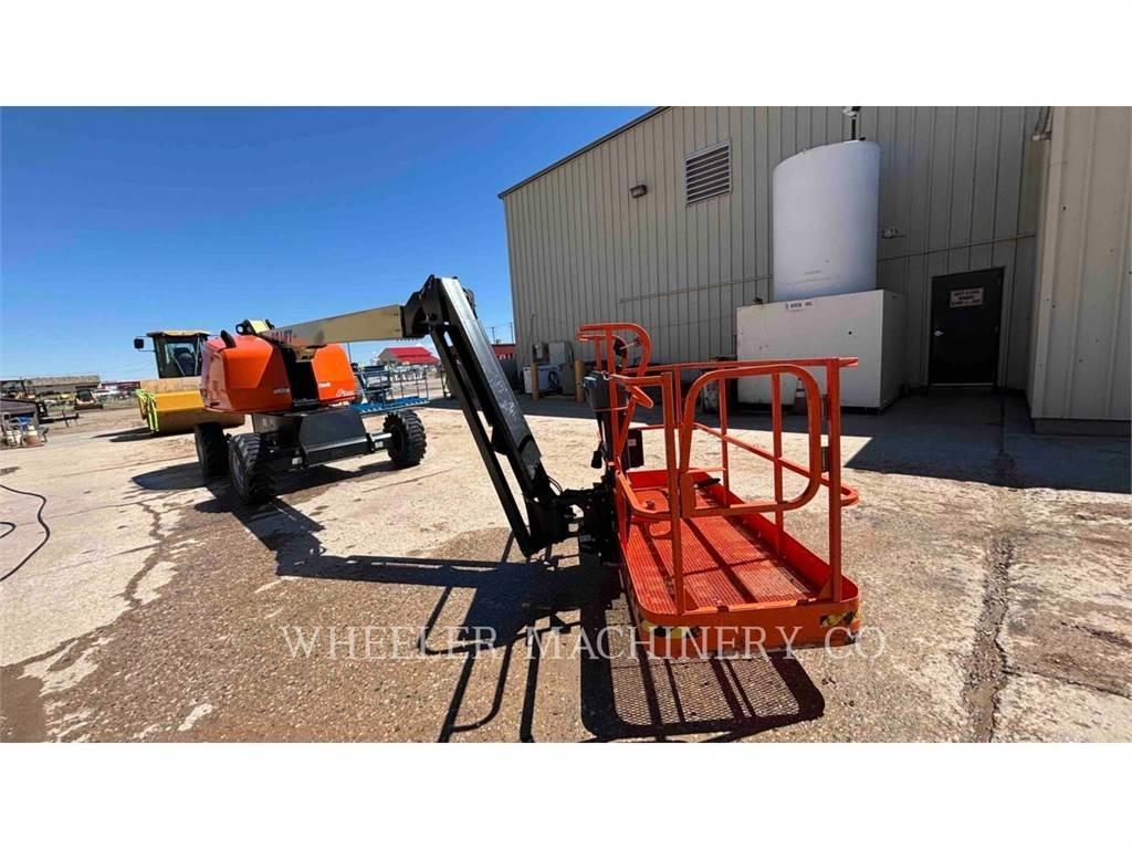 JLG 460SJ SP Karos emelők