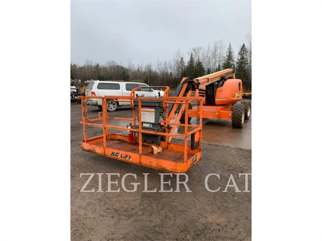 JLG 600AJ Karos emelők