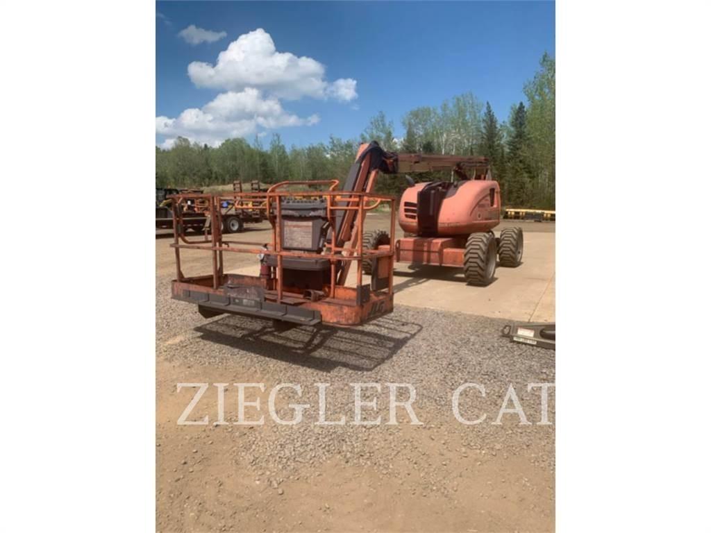 JLG 600AJ Karos emelők
