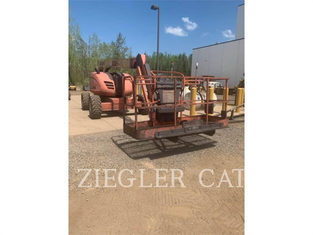 JLG 600AJ Karos emelők