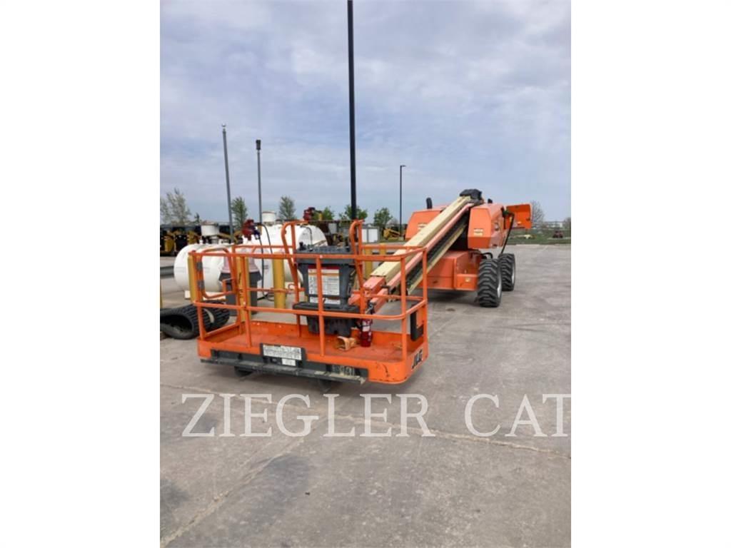 JLG 600S Karos emelők