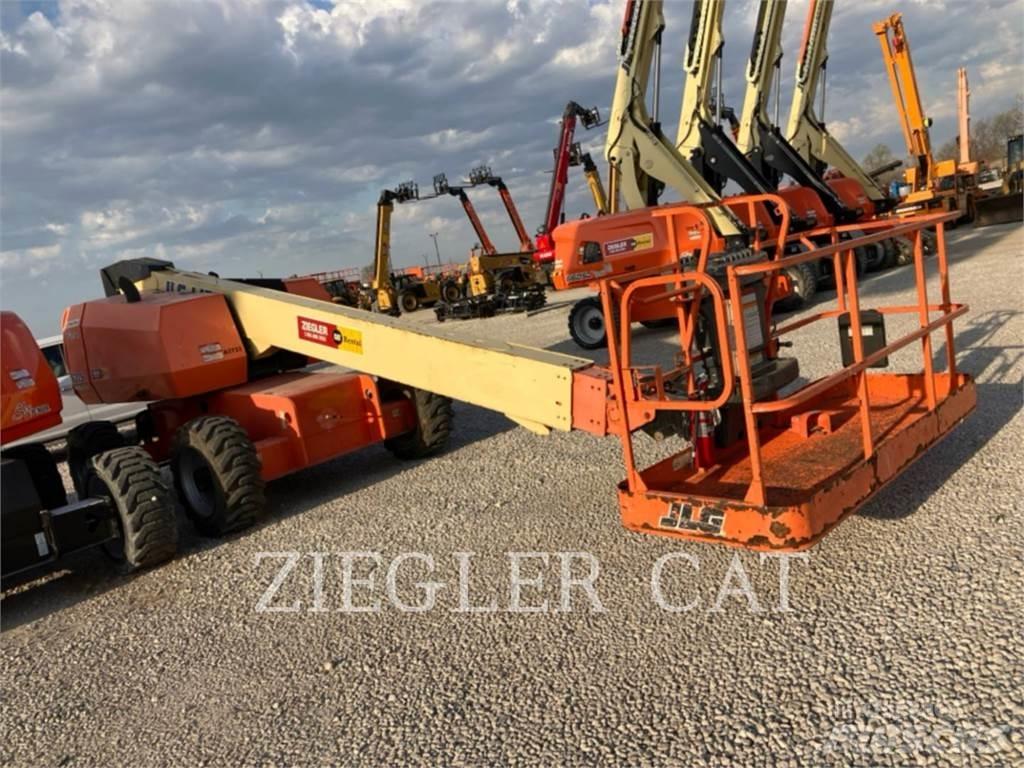 JLG 600S Karos emelők
