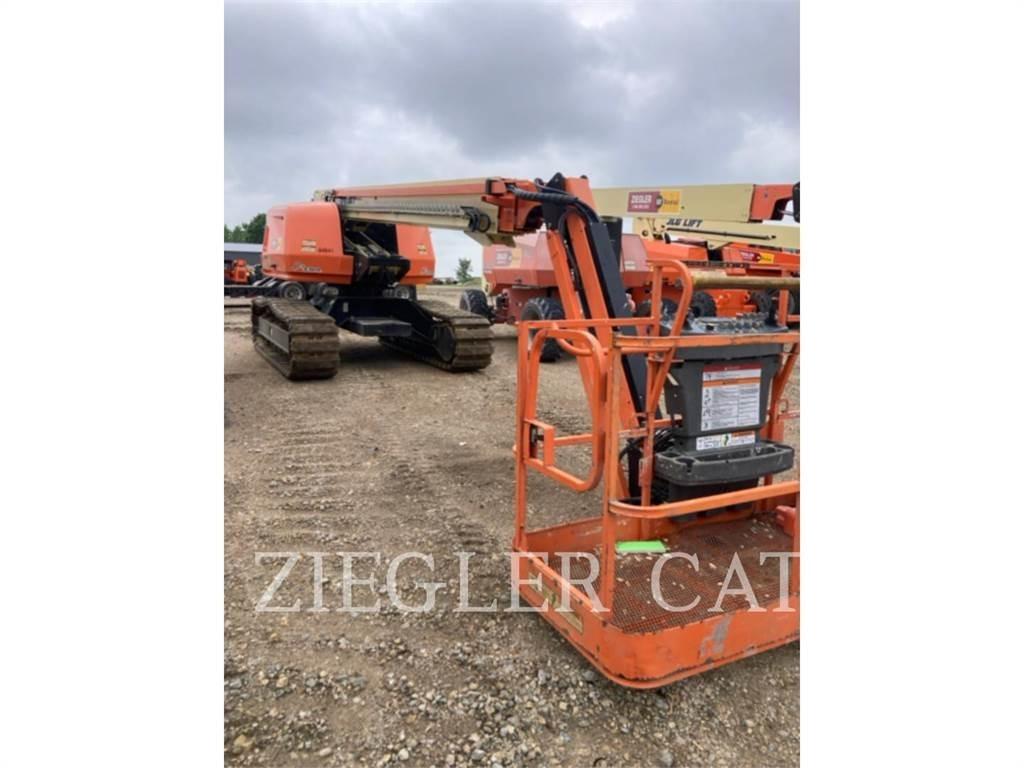JLG 600SJC Karos emelők