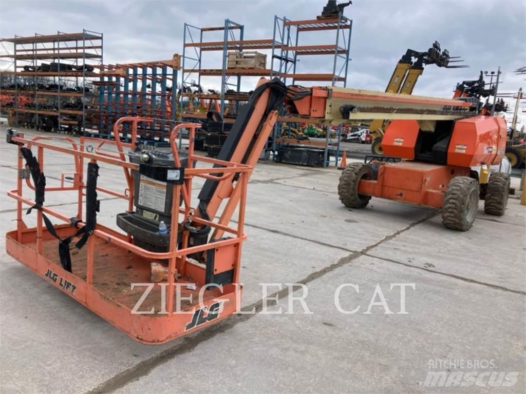 JLG 660SJ Karos emelők