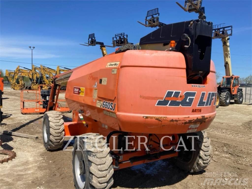 JLG 660SJ Karos emelők