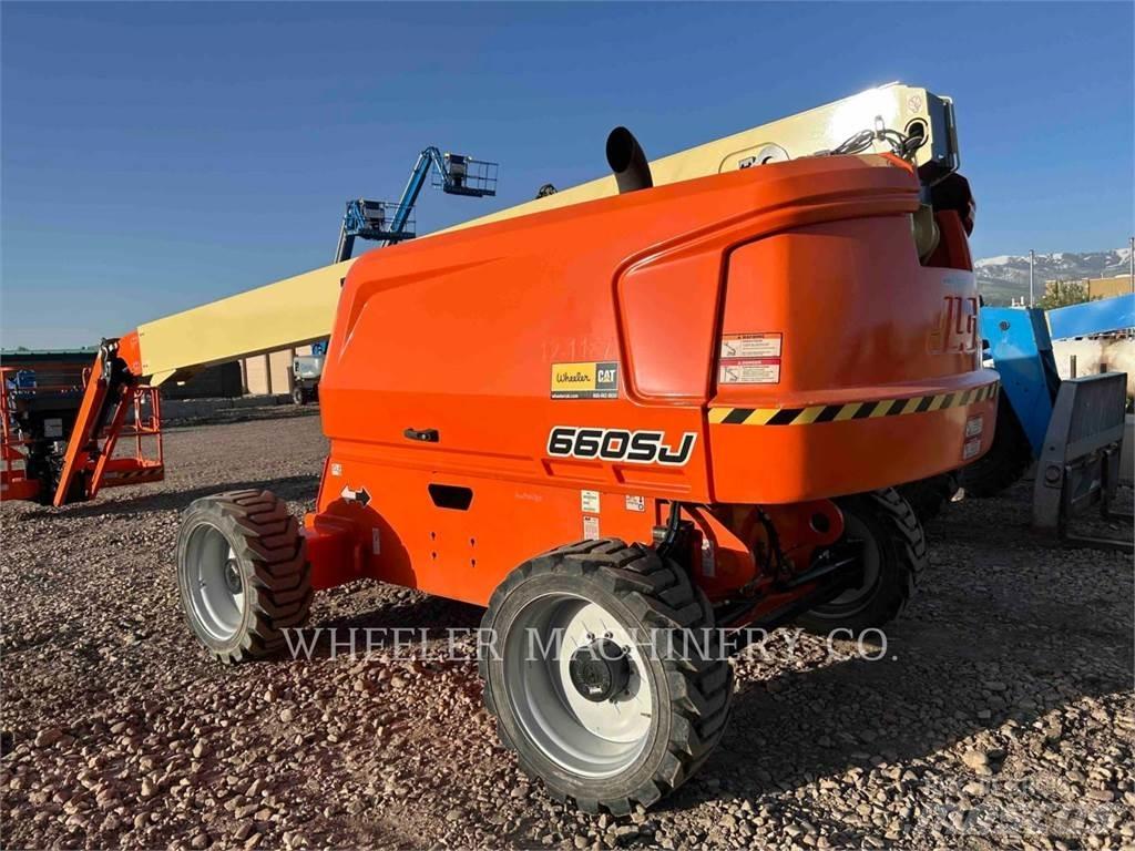 JLG 660SJ Karos emelők