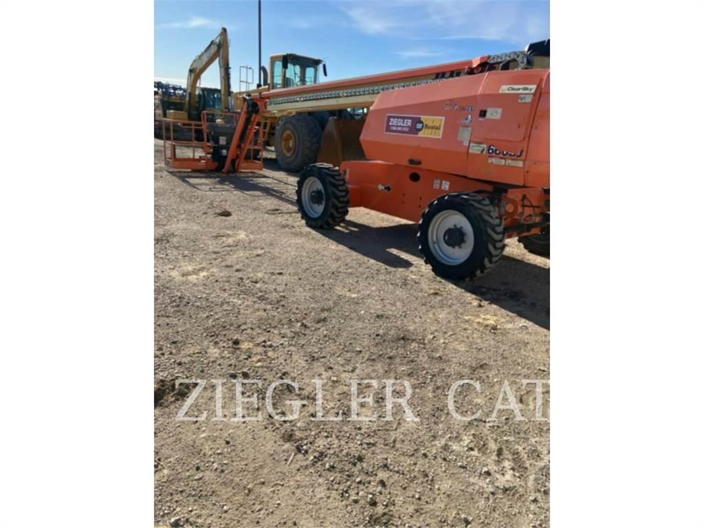 JLG 660SJ Karos emelők