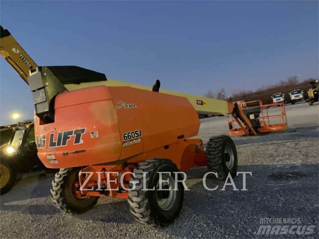 JLG 660SJ Karos emelők