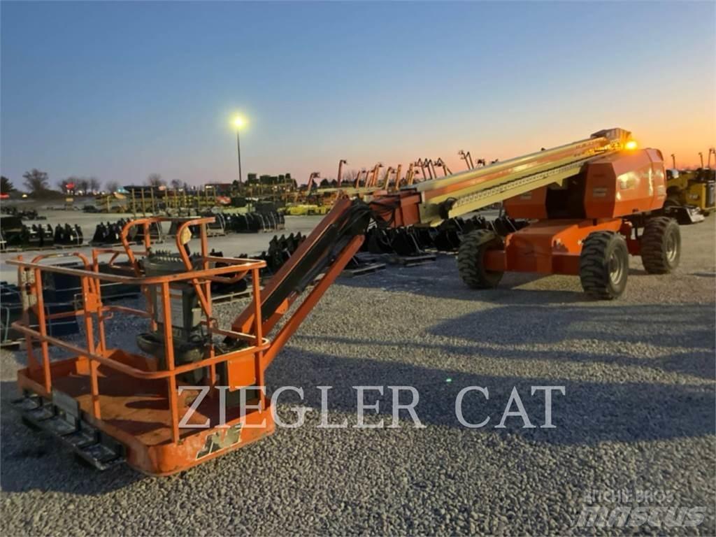 JLG 660SJ Karos emelők