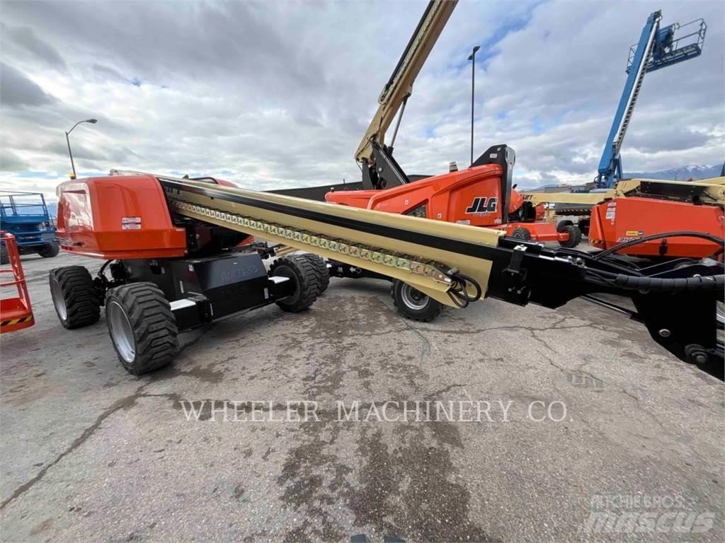 JLG 660SJ Karos emelők