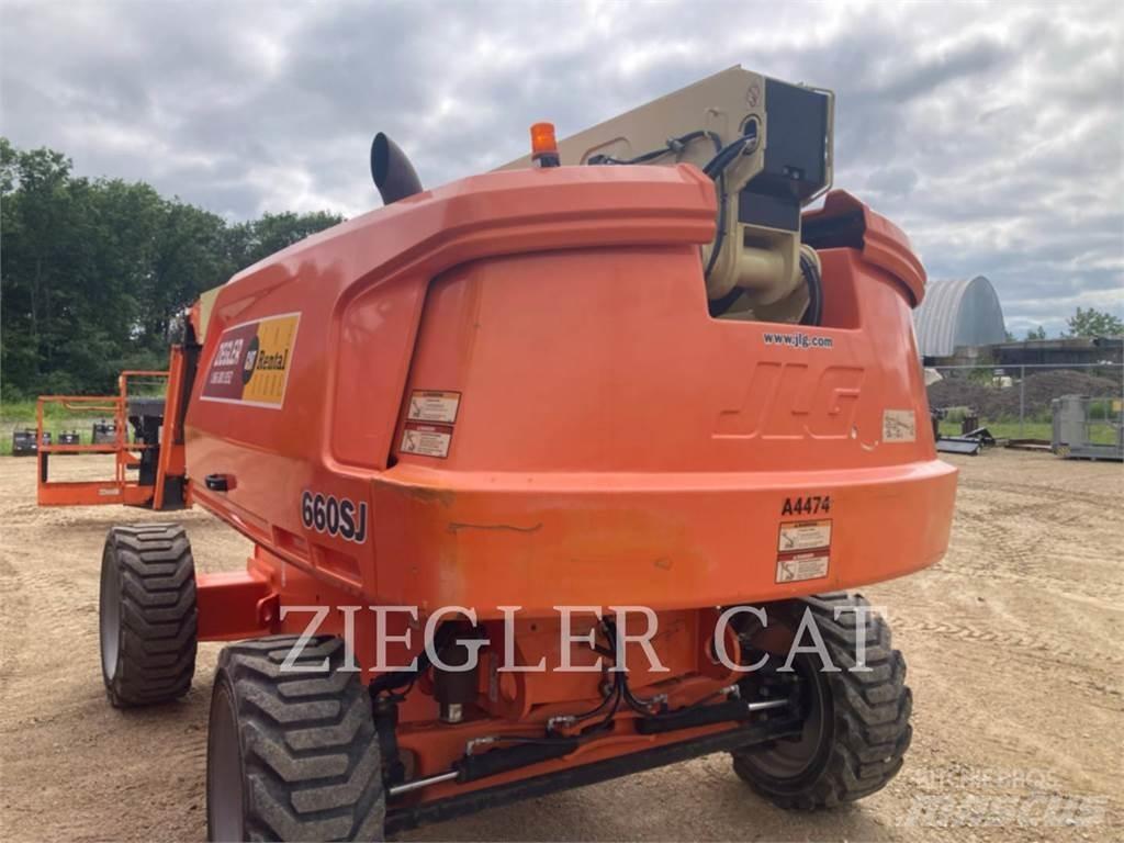 JLG 660SJ Karos emelők