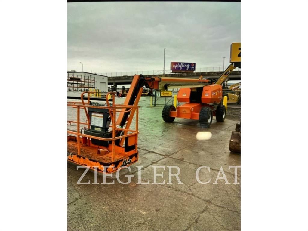 JLG 660SJ Karos emelők