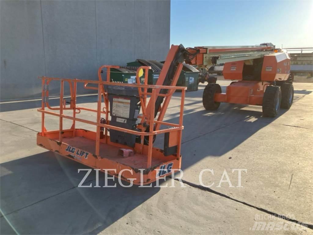JLG 660SJ Karos emelők