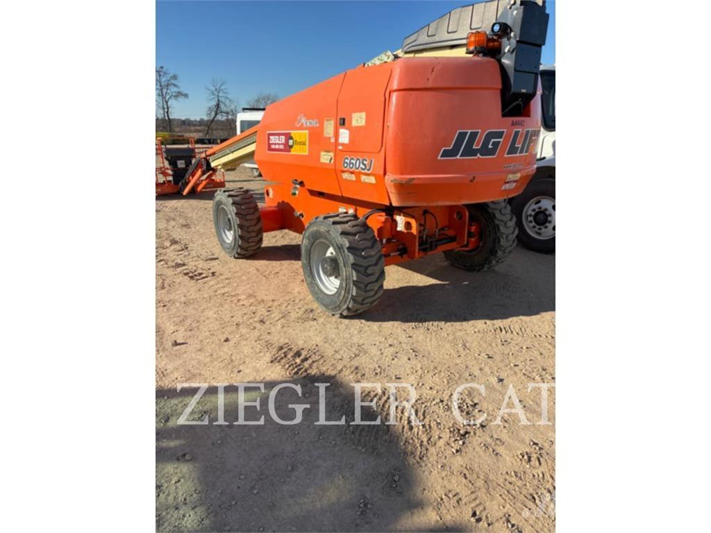 JLG 660SJ Karos emelők