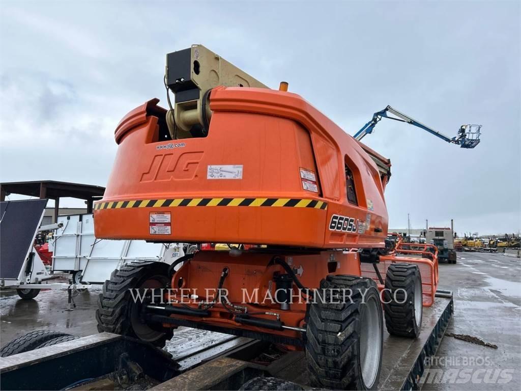 JLG 660SJ SP Karos emelők