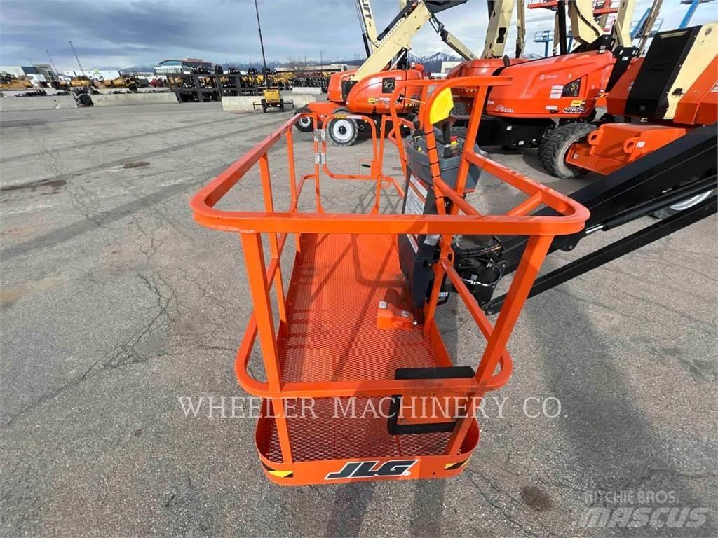 JLG 660SJ SP Karos emelők