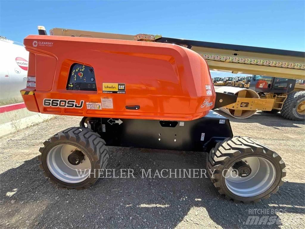 JLG 660SJ SP Karos emelők