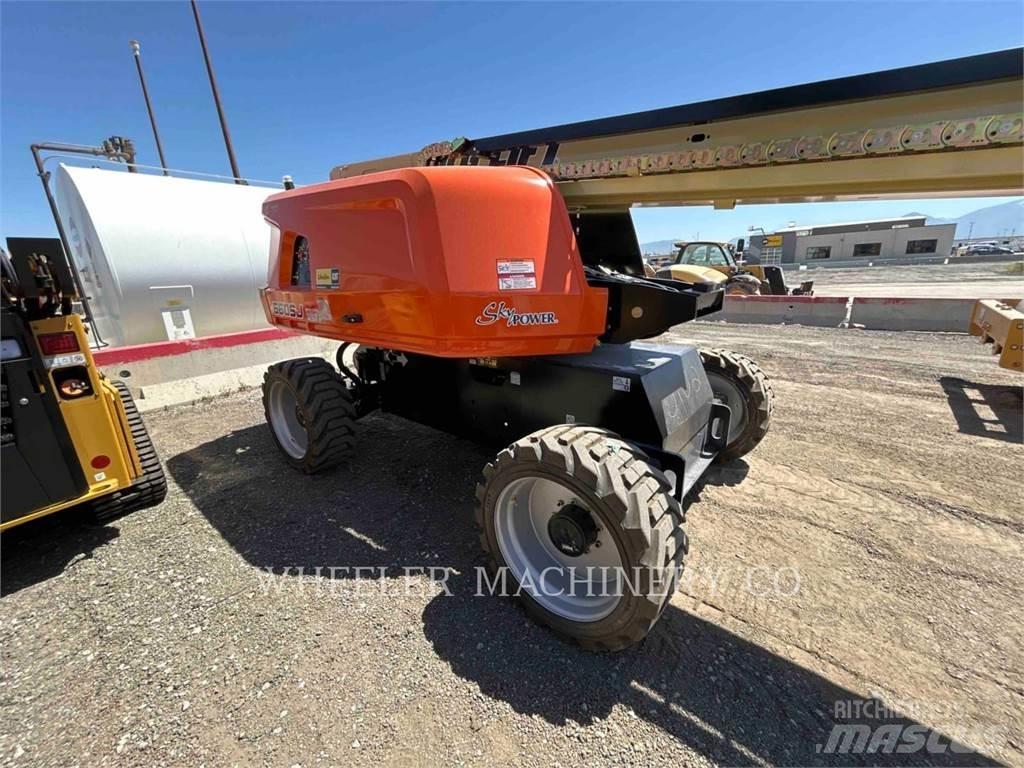 JLG 660SJ SP Karos emelők