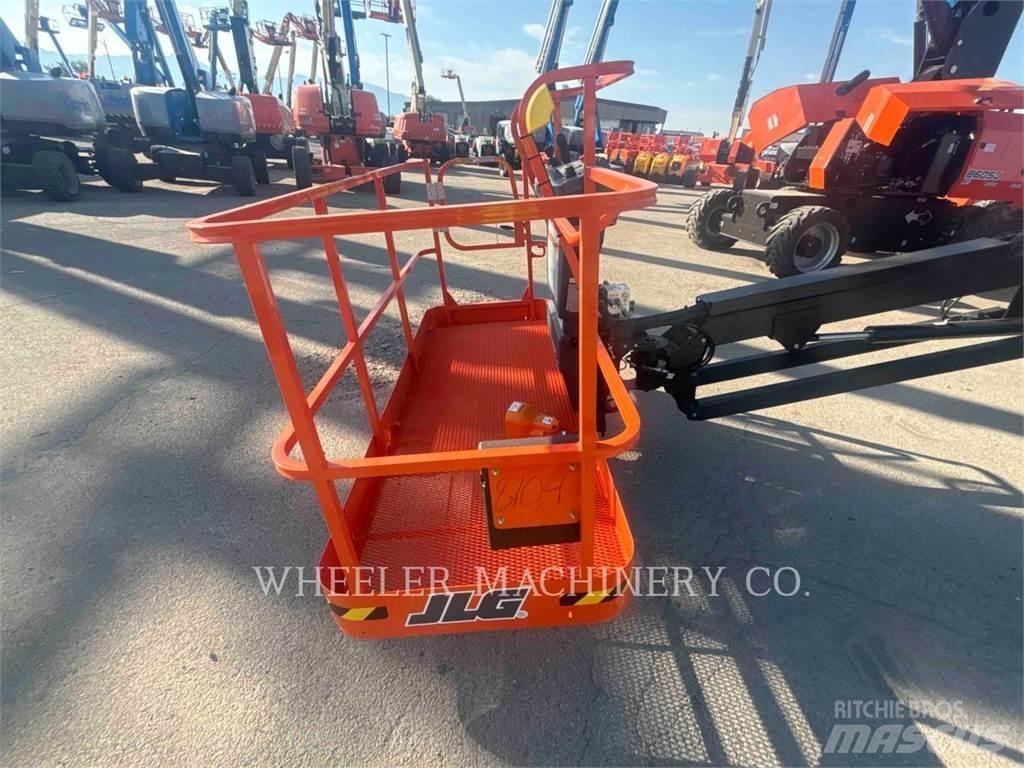 JLG 660SJ SP Karos emelők