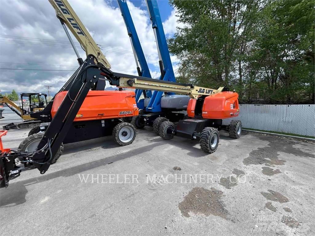 JLG 660SJ SP Karos emelők