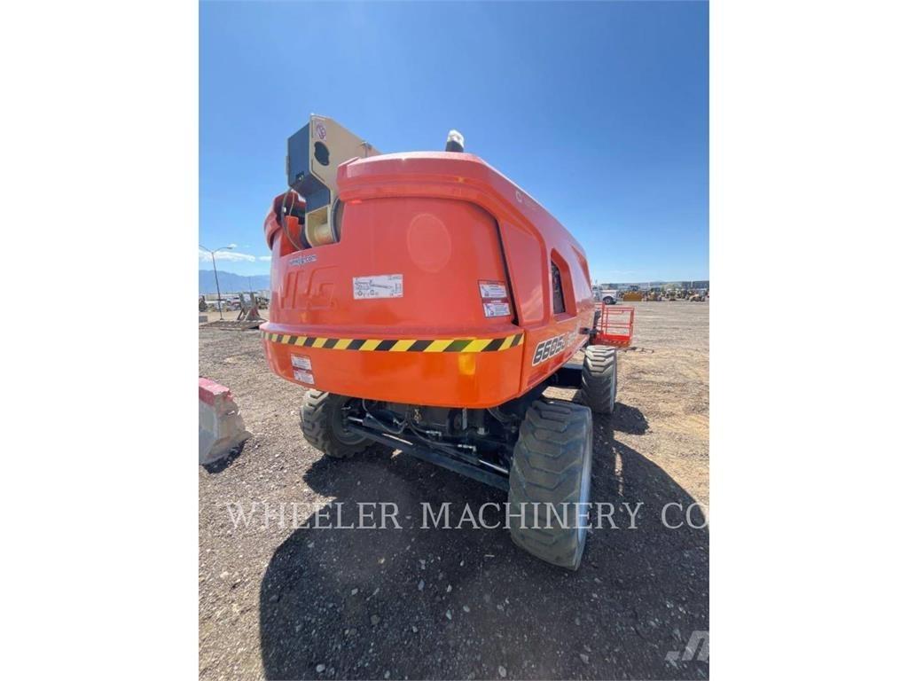 JLG 660SJ SP Karos emelők