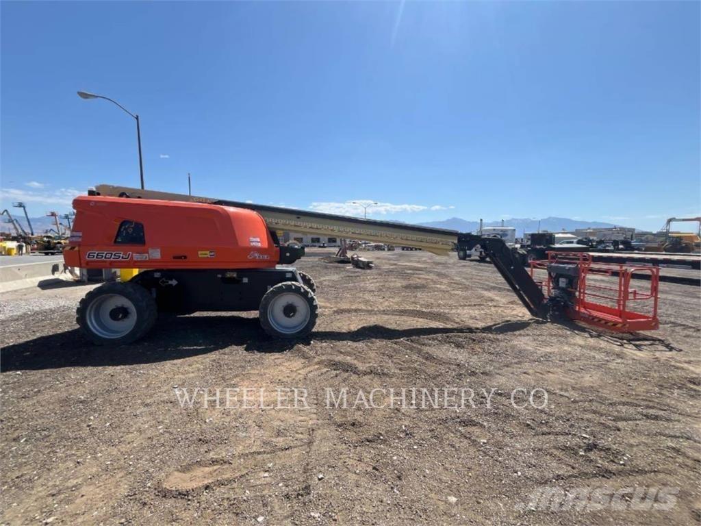 JLG 660SJ SP Karos emelők