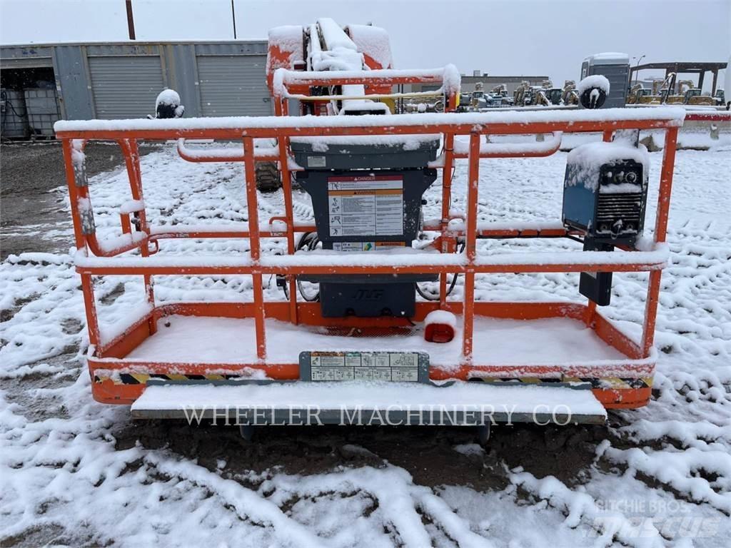 JLG 670SJ SL Karos emelők