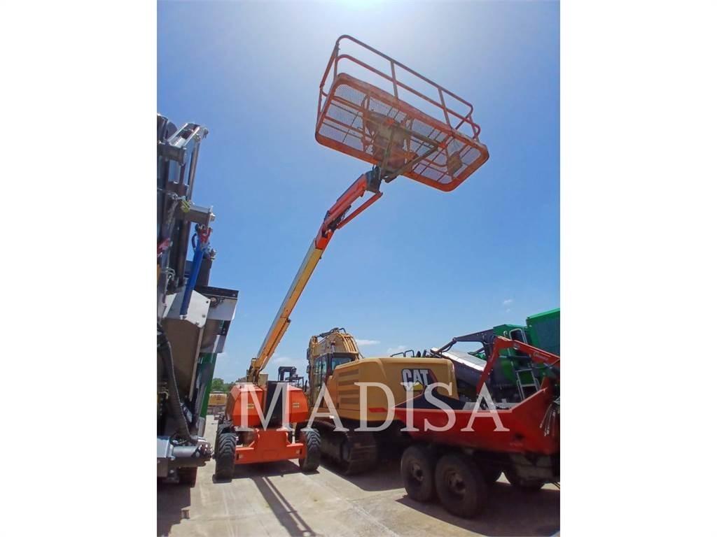 JLG 800 AJ Karos emelők