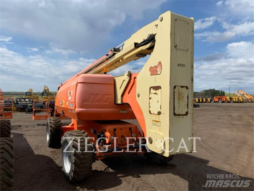 JLG 800AJ Karos emelők