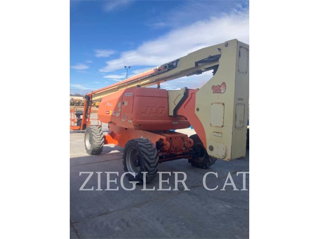 JLG 800AJ Karos emelők