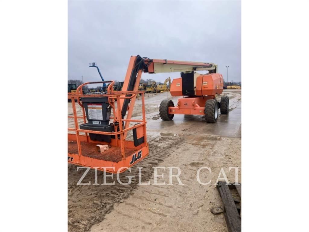 JLG 800AJ Karos emelők