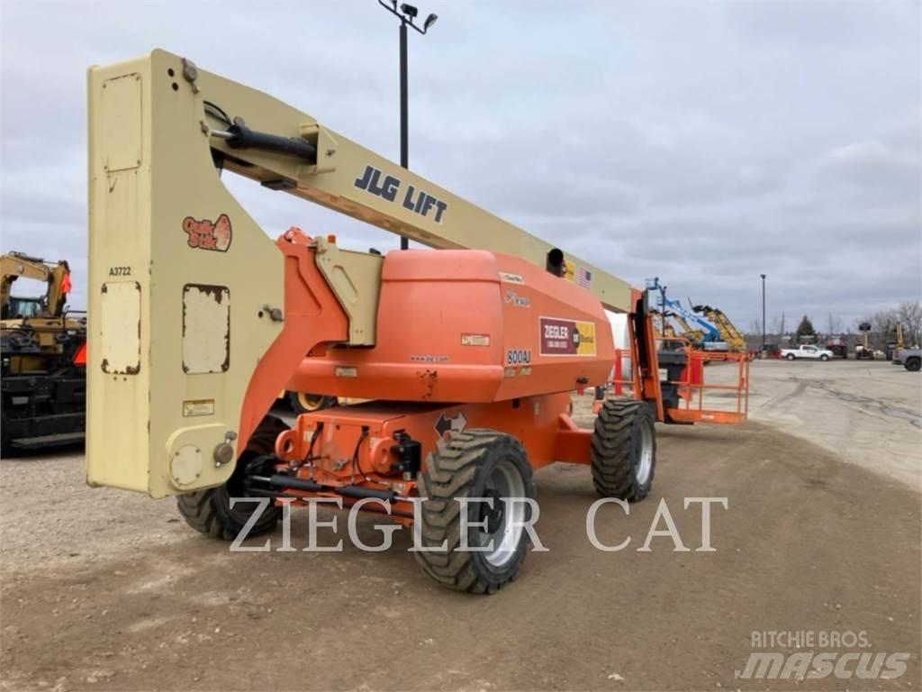 JLG 800AJ Karos emelők