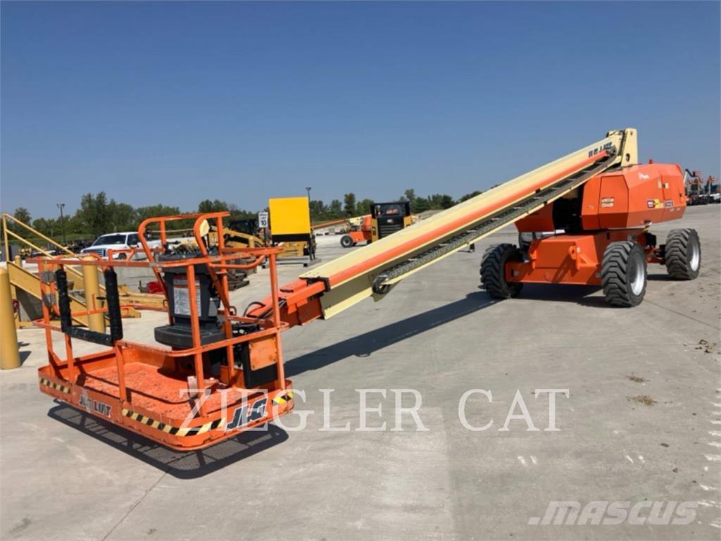 JLG 800S Karos emelők
