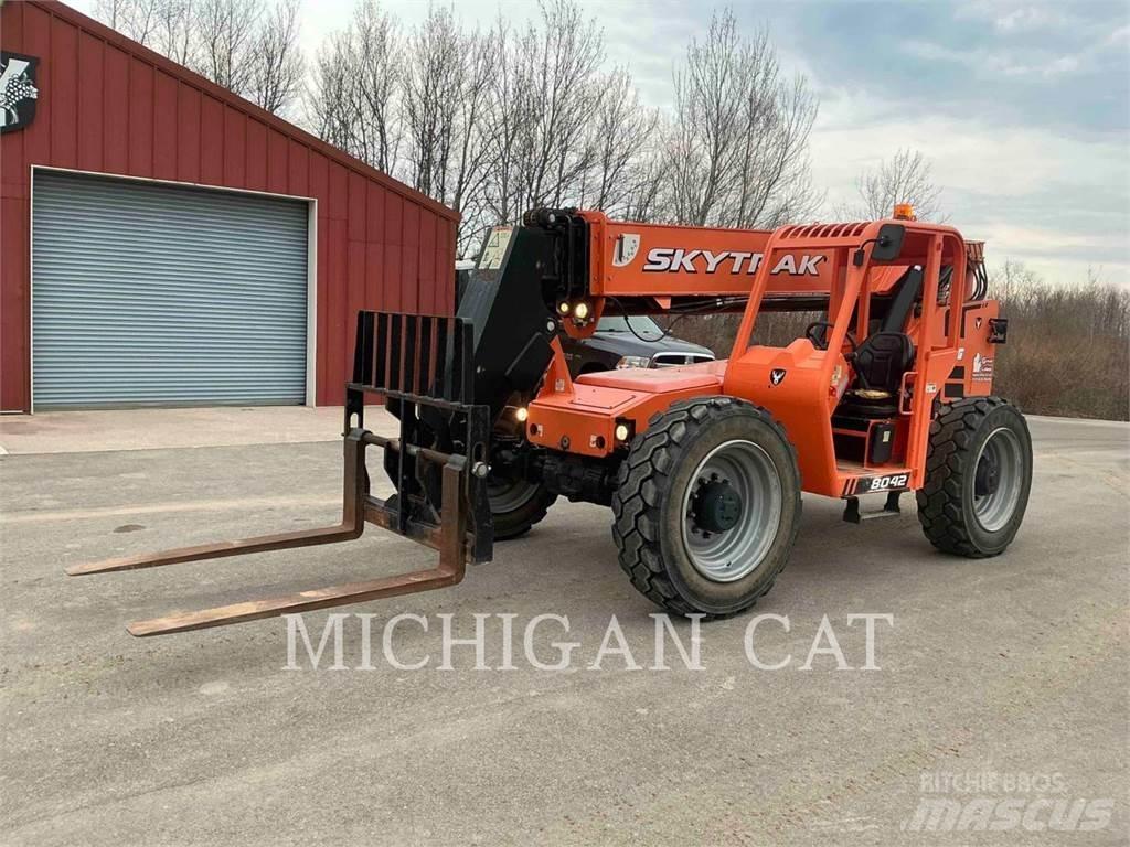 JLG 8042 Teleszkópos rakodók