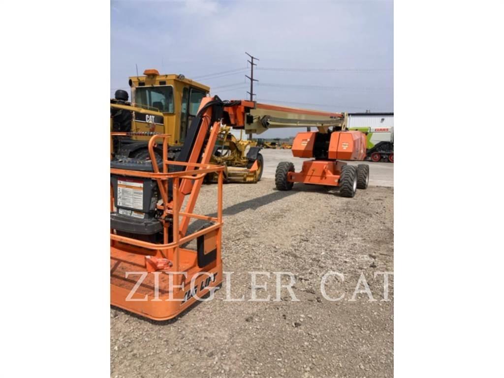 JLG 860SJ Karos emelők