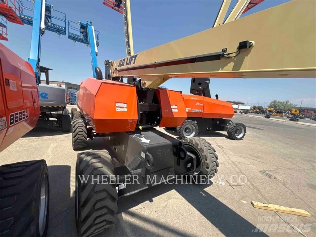 JLG 860SJ Karos emelők