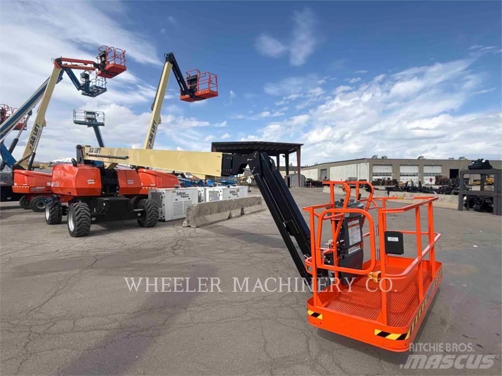JLG 860SJ Karos emelők