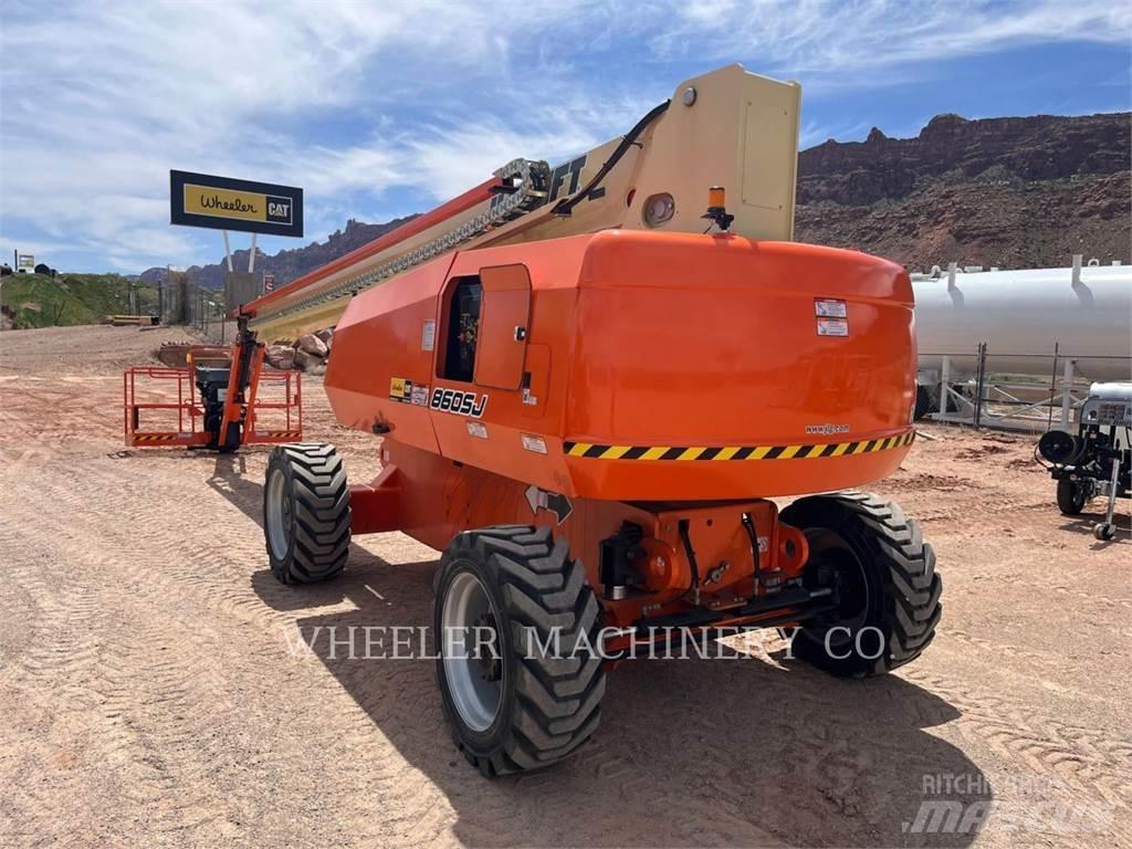 JLG 860SJ SP Karos emelők