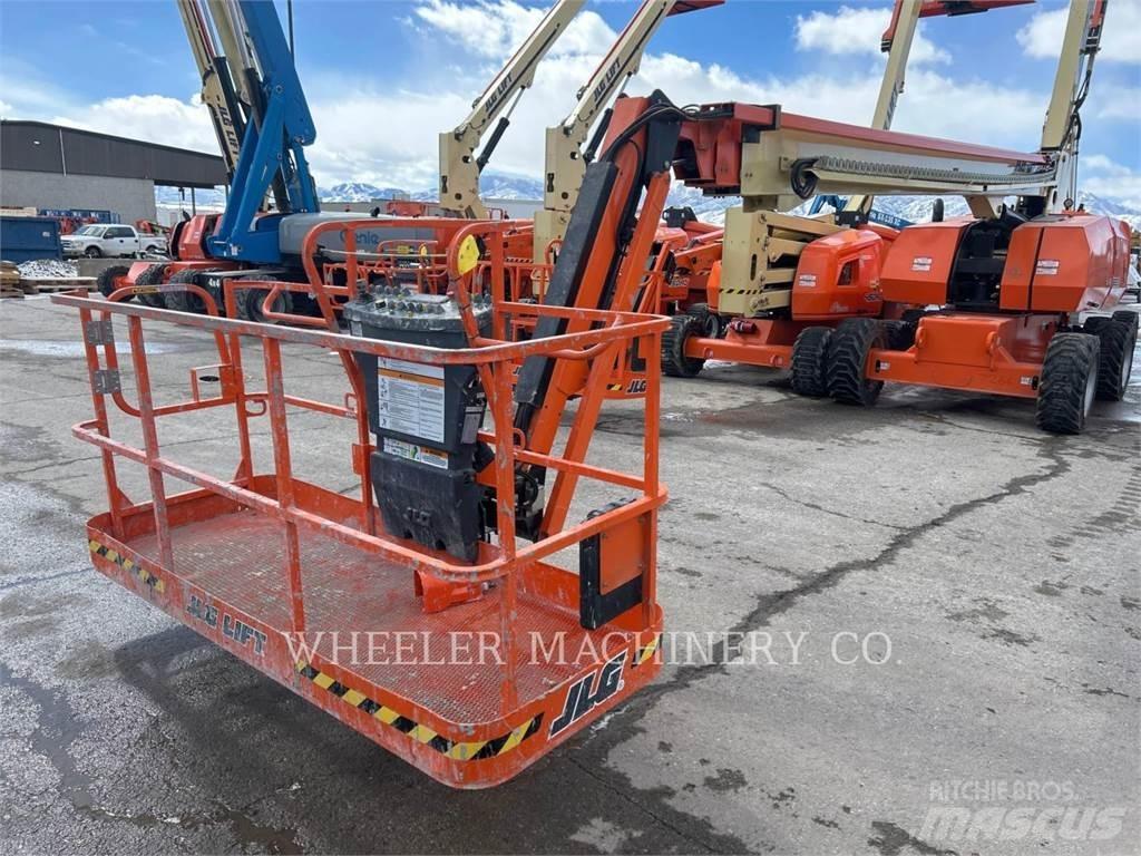 JLG 860SJ SP Karos emelők