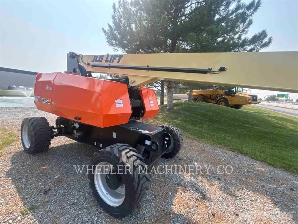 JLG 860SJ SP Karos emelők