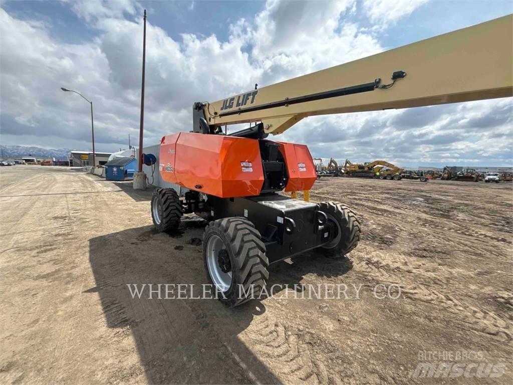 JLG 860SJ SP Karos emelők