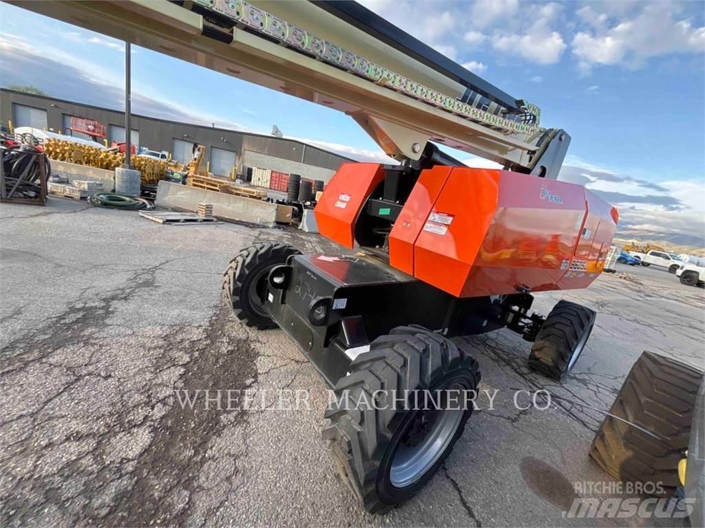 JLG 860SJ SP Karos emelők