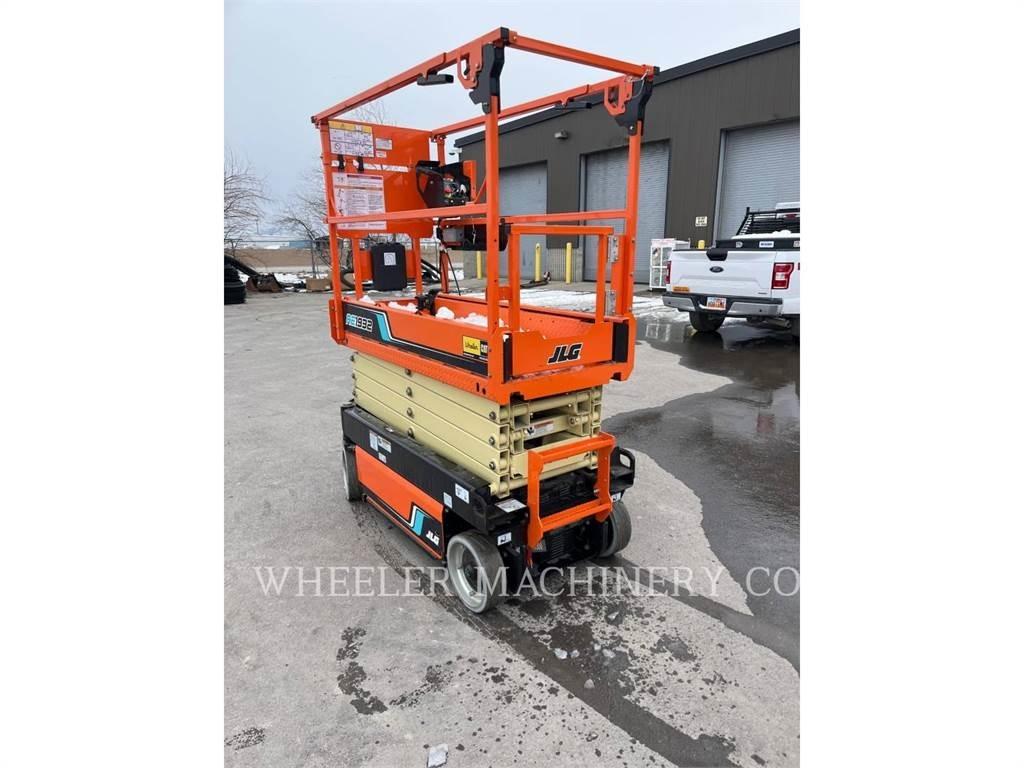 JLG AE1932 Ollós emelők