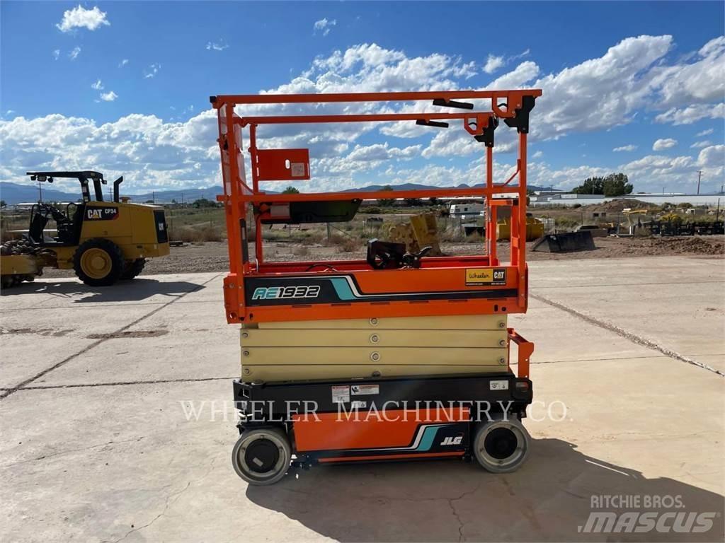 JLG AE1932 Ollós emelők