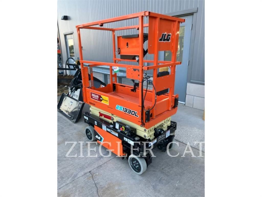 JLG ES1330L Ollós emelők