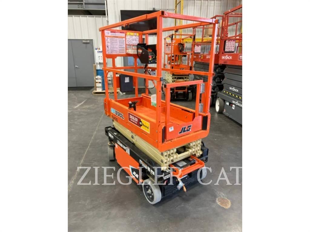 JLG ES1330L Ollós emelők