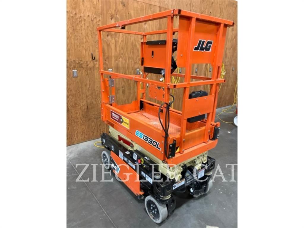 JLG ES1330L Ollós emelők