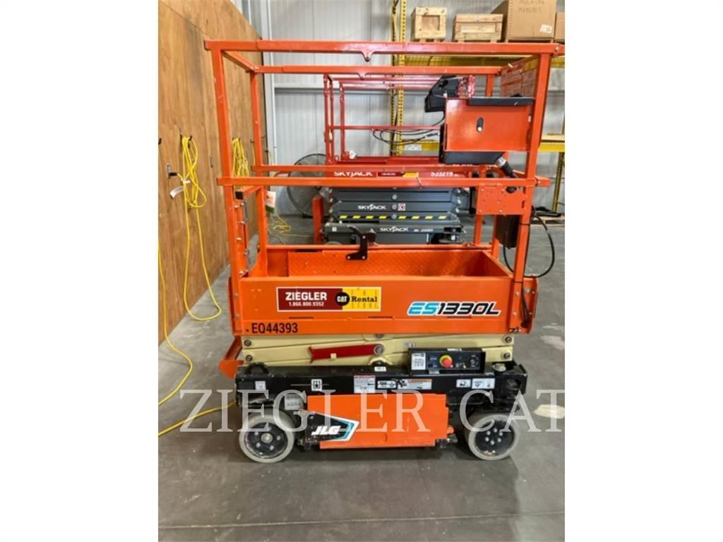 JLG ES1330L Ollós emelők