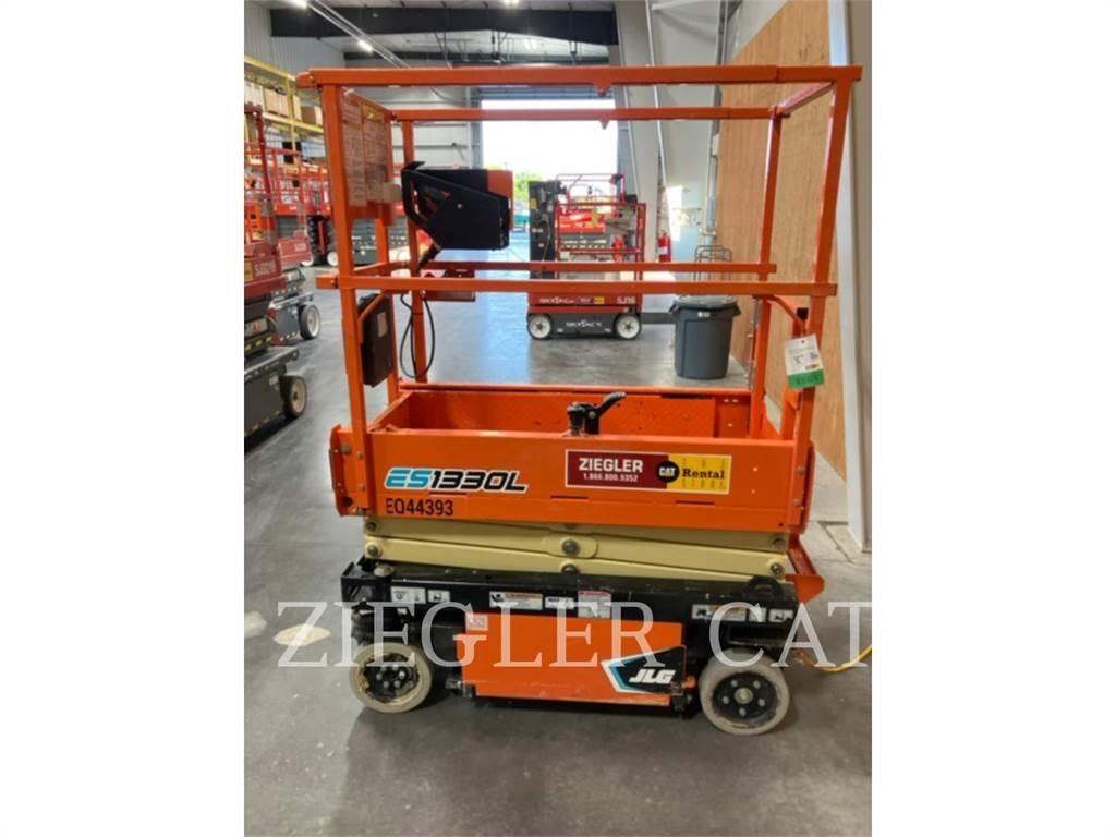 JLG ES1330L Ollós emelők